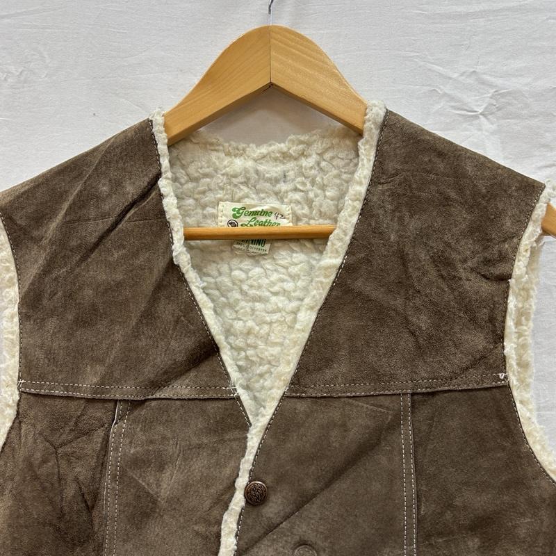 古着 USED ベスト ベスト Genuine Leather 70-80年代 ビンテージ メキシコ製 裏ボア スエードレザー ベスト リーフボタン 42 メンズ USED 古着 中古 50151361