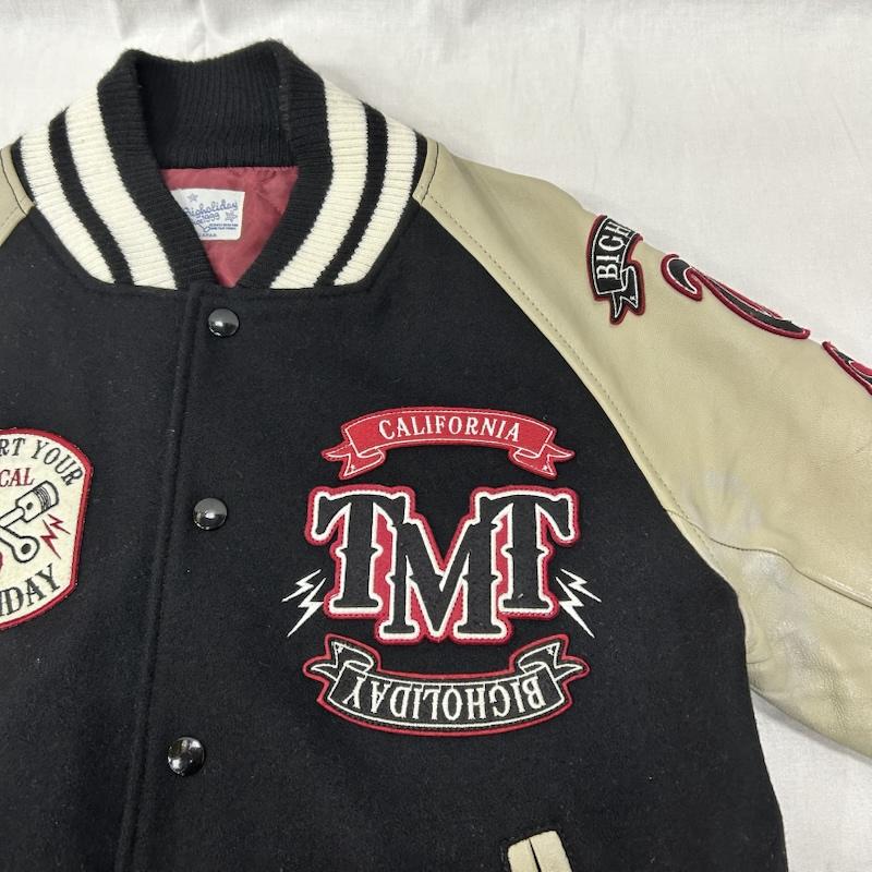 ティーエムティー TMT ジャケット、上着 ジャンパー、ブルゾン スタジャン スタジアムジャンパー ワッペン 袖レザー スター 1999 TJK-F10SP10 S ロゴ、文字 X 星 黒 / ブラック / black X ベージュ / ベージュ / beige X 赤 / レッド / red X 白 / ホワイト / white メンズ USED 古着 中古 50151366