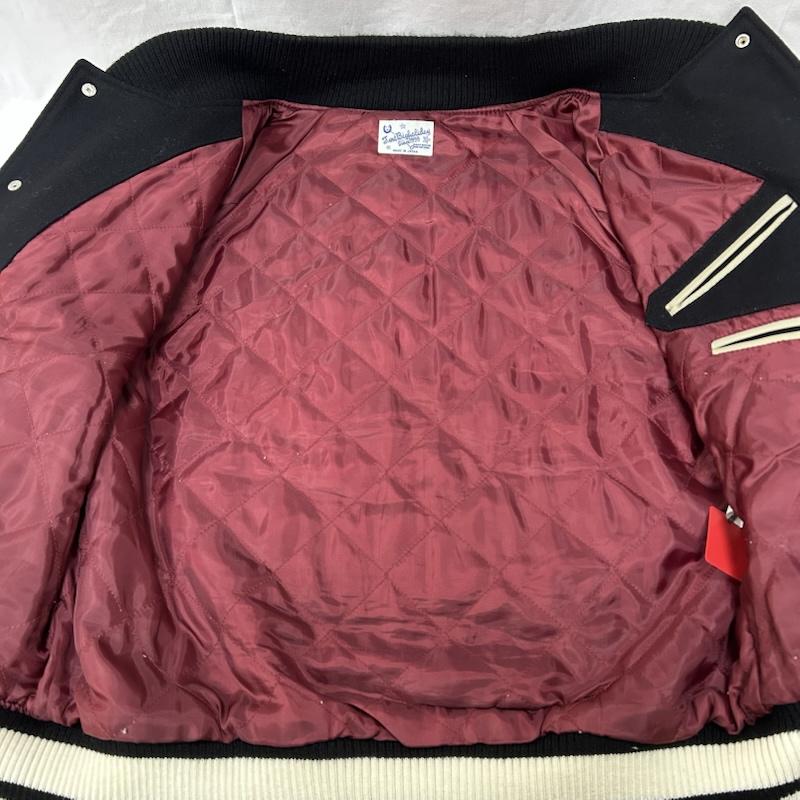 ティーエムティー TMT ジャケット、上着 ジャンパー、ブルゾン スタジャン スタジアムジャンパー ワッペン 袖レザー スター 1999 TJK-F10SP10 S ロゴ、文字 X 星 黒 / ブラック / black X ベージュ / ベージュ / beige X 赤 / レッド / red X 白 / ホワイト / white メンズ USED 古着 中古 50151366