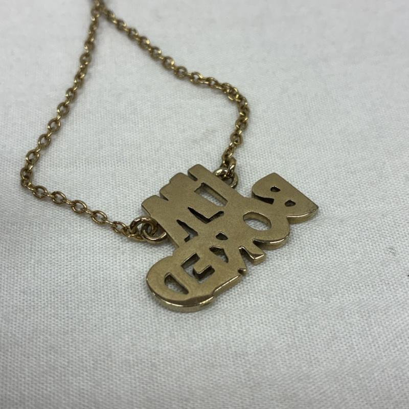 マークバイマークジェイコブス MARC by MARC JACOBS アクセサリー ネックレス、ペンダント I M BORED ロゴ チャーム ゴールド チェーン ネックレス - ロゴ、文字 金 / ゴールド / gold color レディース USED 古着 中古 50151484