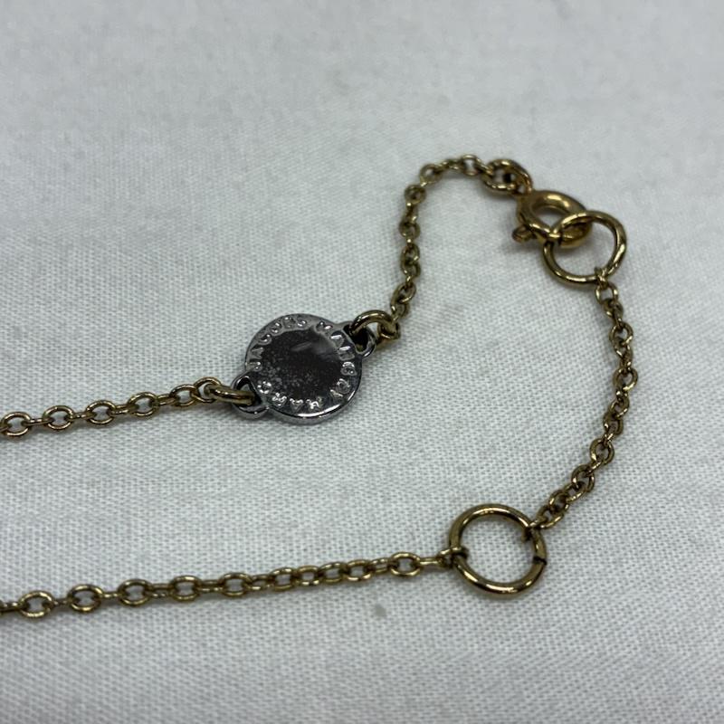 マークバイマークジェイコブス MARC by MARC JACOBS アクセサリー ネックレス、ペンダント I M BORED ロゴ チャーム ゴールド チェーン ネックレス - ロゴ、文字 金 / ゴールド / gold color レディース USED 古着 中古 50151484