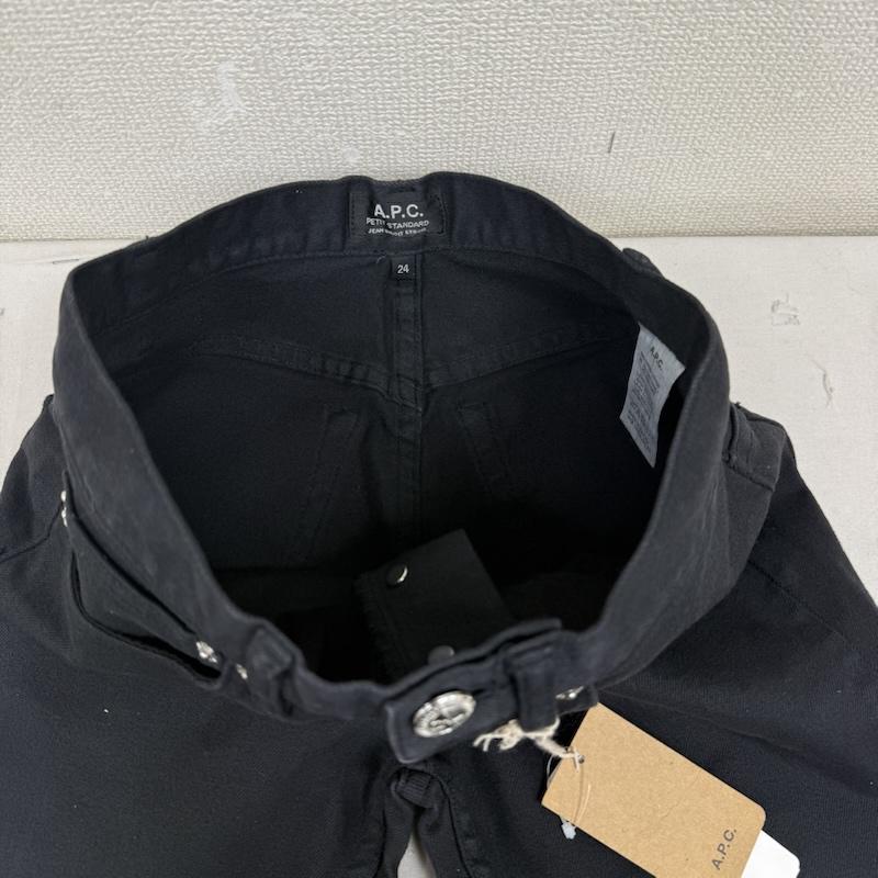 アーペーセー A.P.C. ボトムス ボトムス PETIT NEW STANDARD デニムパンツ COZZL M09002 LZZ NOIR 24int - 黒 / ブラック / black レディース USED 古着 中古 50151503