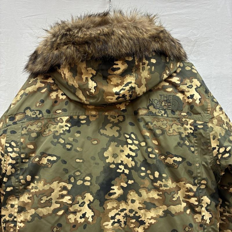 ザノースフェイス THE NORTH FACE ジャケット、上着 ダウンジャケット MCMURDO PARKA マクマードパーカー カモ フード ファー ダウン ジャケット ND51404 S カモフラージュ柄・迷彩 X ロゴ、文字 マルチカラー / マルチカラー / multicolor メンズ USED 古着 中古 50151623