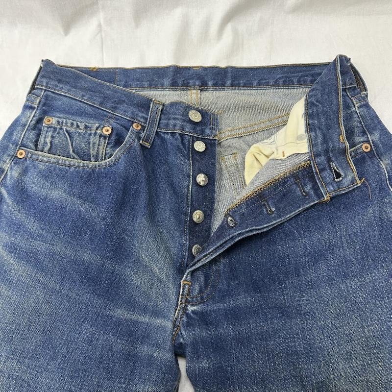 リーバイス Levi s パンツ デニム、ジーンズ 501 ボタン裏555 ビックE ボタンフライ USA製 92年製 w32 L36 32インチ 無地 青 / ブルー / blue メンズ USED 古着 中古 50151648