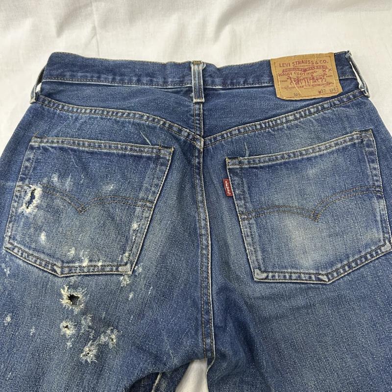 リーバイス Levi s パンツ デニム、ジーンズ 501 ボタン裏555 ビックE ボタンフライ USA製 92年製 w32 L36 32インチ 無地 青 / ブルー / blue メンズ USED 古着 中古 50151648