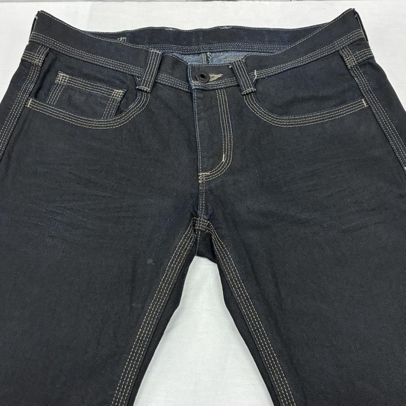 ブラックバレット Black Barrett パンツ デニム、ジーンズ NEIL BARRETT コーティング デニムパンツ ジーンズ 4MS31-728-29 2 メンズ USED 古着 中古 50151650