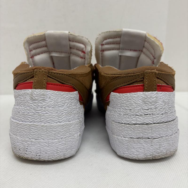 ナイキ NIKE シューズ シューズ NIKE × Sacai サカイ コラボ ブレザー ロー スニーカー DD1877-200 26.5cm メンズ USED 古着 中古 50151893
