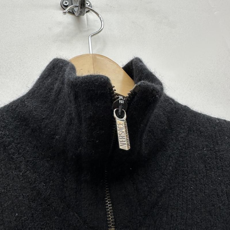 ヴェルサーチジーンズクチュール VERSACE JEANS COUTURE トップス トップス ロゴ 刺繍 ハーフ ジップ ニット M 黒 / ブラック / black メンズ USED 古着 中古 50152014