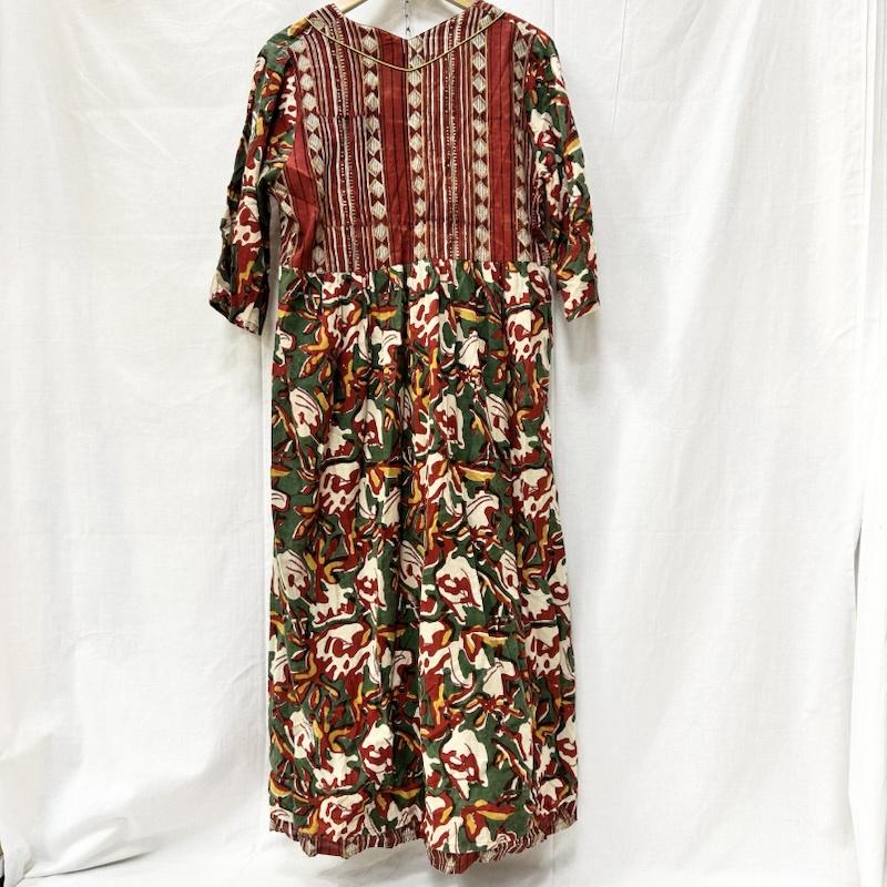 マライカ MALAIKA ワンピース ロングスカート made in india 総柄ワンピース 染めもの green × red - 総柄 緑 / グリーン / green X 赤 / レッド / red レディース USED 古着 中古 50152230