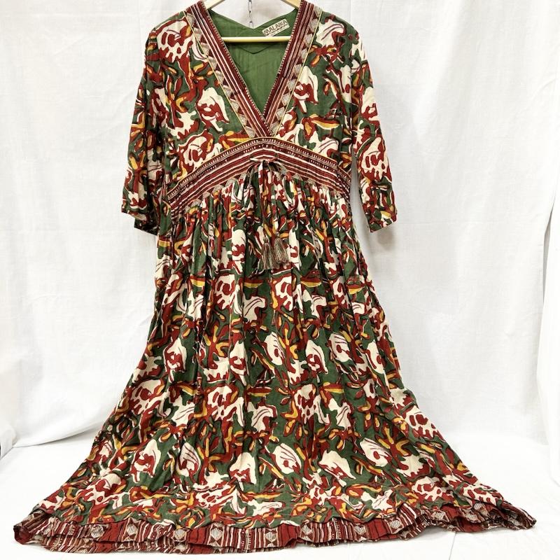 マライカ MALAIKA ワンピース ロングスカート made in india 総柄ワンピース 染めもの green × red - 総柄 緑 / グリーン / green X 赤 / レッド / red レディース USED 古着 中古 50152230
