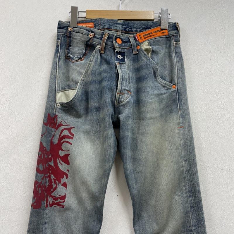 リーバイス Levi s ボトムス ボトムス 501 デニム ジーンズ Heron Preston コラボ ペイント 加工 ボタンフライ W28L32 28インチ ロゴ、文字 X プリント X ダメージ加工 マルチカラー / マルチカラー / multicolor メンズ USED 古着 中古 50152370