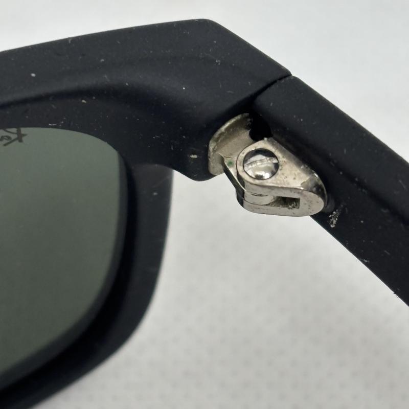 レイバン Ray-Ban ファッション小物 ファッション小物 サングラス RB2132-F ニューウェイファーラー NEW WAYFARER 黒 / ブラック / black メンズ USED 古着 中古 50152408