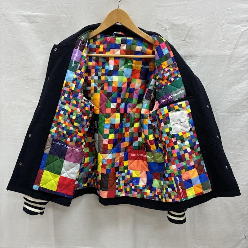 ユニフォームエクスペリメント uniform experiment ジャケット、上着 ジャンパー、ブルゾン 19AW スタジアムジャケット UE-192061 スタジャン 定価￥88,000 1 ロゴ、文字 X 総柄 白 / ホワイト / white X 紺 / ネイビー / navy メンズ USED 古着 中古 50152458