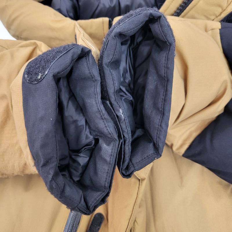 ザノースフェイス THE NORTH FACE ジャケット、上着 ダウンジャケット バルトロライトジャケット ユーティリティブラウン nd91950 XS メンズ USED 古着 中古 50152865