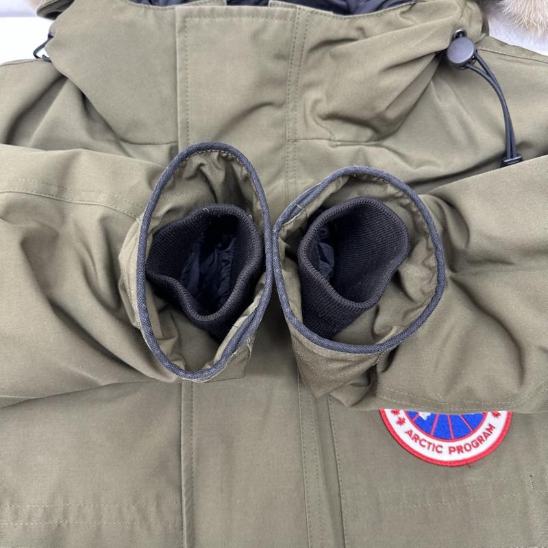カナダグース CANADA GOOSE ジャケット、上着 ジャンパー、ブルゾン CITADEL シタデル パーカー フード ファー ダウン ジャケット 4567M S カーキオリーブ / カーキオリーブ / メンズ USED 古着 中古 50152882