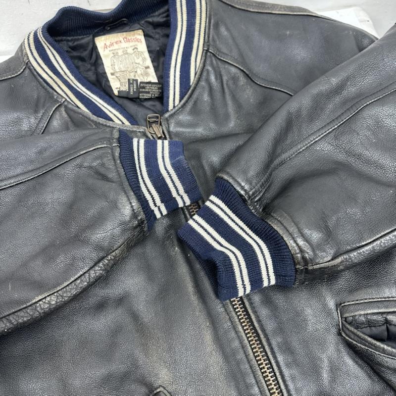 アヴィレックス AVIREX ジャケット、上着 ジャンパー、ブルゾン 80s 90s VARSITY LEATHER アーチロゴ ワッペン ラム レザー スタジャン S 黒 / ブラック / black メンズ USED 古着 中古 50152894