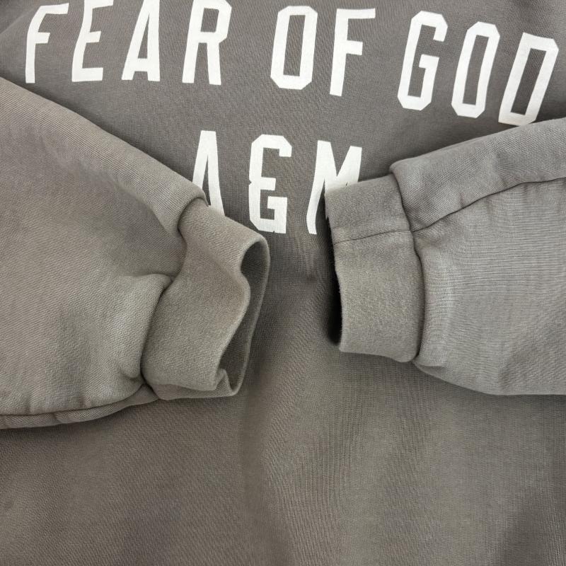 エッセンシャルズ ESSENTIALS トップス トップス パーカー フィアオブゴッド FEAR OF GOD 24AW HEAVY WEIGHT SWEAT HOODIE カーキd MILITARY S メンズ USED 古着 中古 50152964