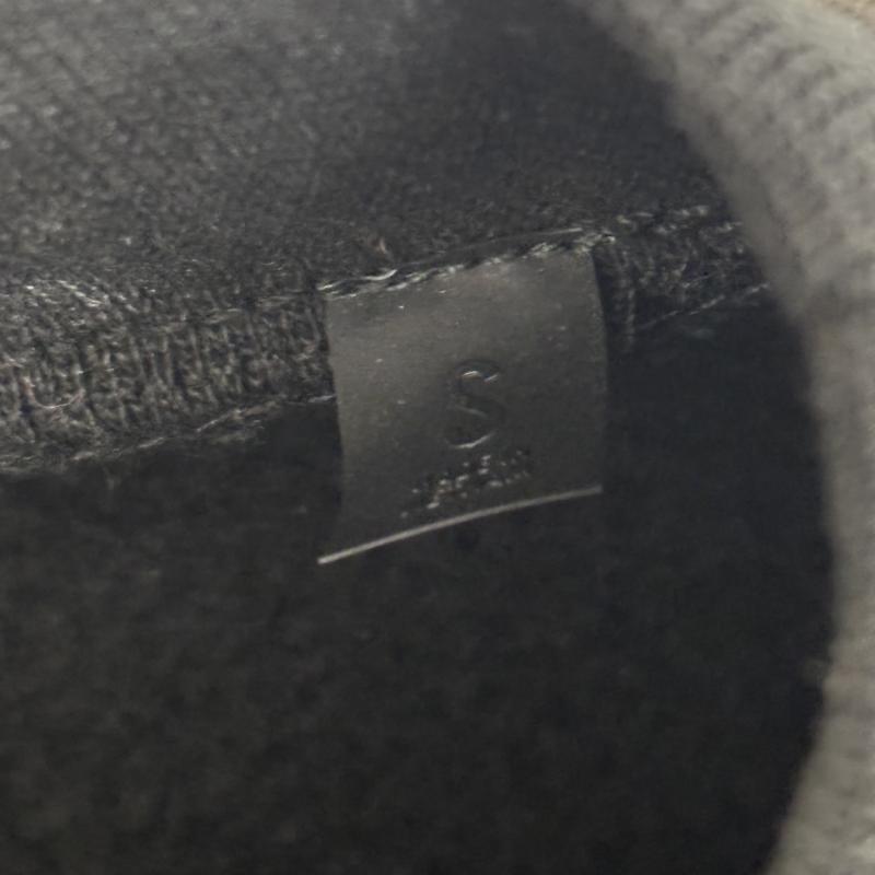 エッセンシャルズ ESSENTIALS トップス トップス スエット FEAR OF GOD フィアオブゴッド ポケット付き クルーネック トレーナー FOG192BT24626 S 黒 / ブラック / black メンズ USED 古着 中古 50152966