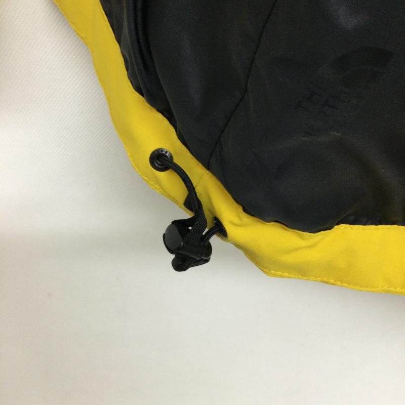 ザノースフェイス THE NORTH FACE ジャケット、上着 ジャンパー、ブルゾン THE NORTH FACE Mountain Light Jacket NP11834 M 無地 黒 / ブラック / black X 黄 / イエロー / yellow メンズ USED 古着 中古 50153102