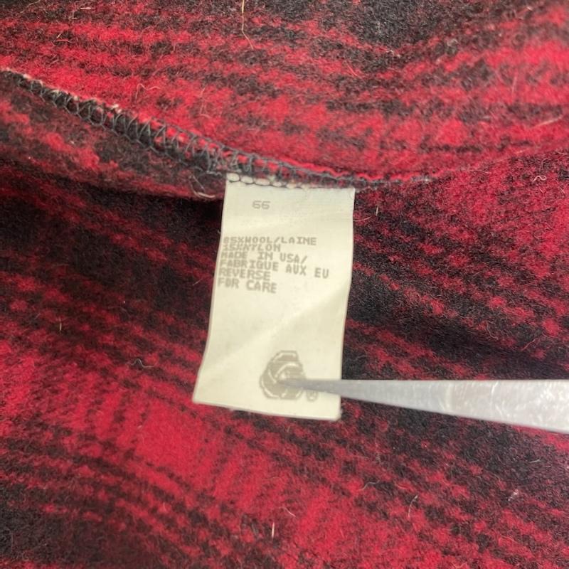 ウールリッチ WOOLRICH トップス トップス USA製 ウール バッファロー チェック ベスト 赤 / レッド / red メンズ USED 古着 中古 50153258