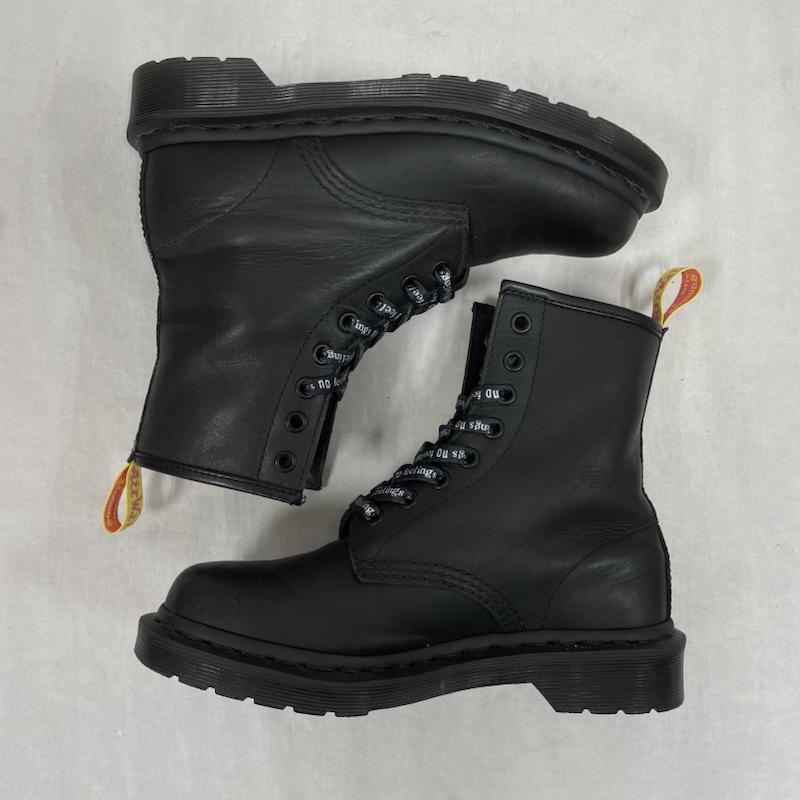 ドクターマーチン Dr.Martens ブーツ ショートブーツ 1460 8ホール ブーツ レースアップ UK4 SEX PISTOLS セックスピストルズ 限定 レザー UK：4 ロゴ、文字 黒 / ブラック / black X 白 / ホワイト / white X 黄 / イエロー / yellow X 桃 / ピンク / pink レディース USED 古着 中古 50153316