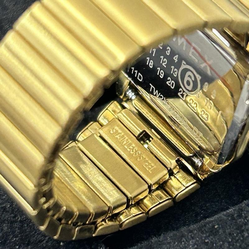 エムエム 6 メゾン マルタン マルジェラ MM6 Maison Martin Margiela ファッション小物 ファッション小物 TIMEX タイメックス コラボ T80 Ring Watch リングウォッチ S33YW0004 M10064 ゴールド SIZE:UNI - ロゴ、文字 金 / ゴールド / gold color メンズ USED 古着 中古 50153334