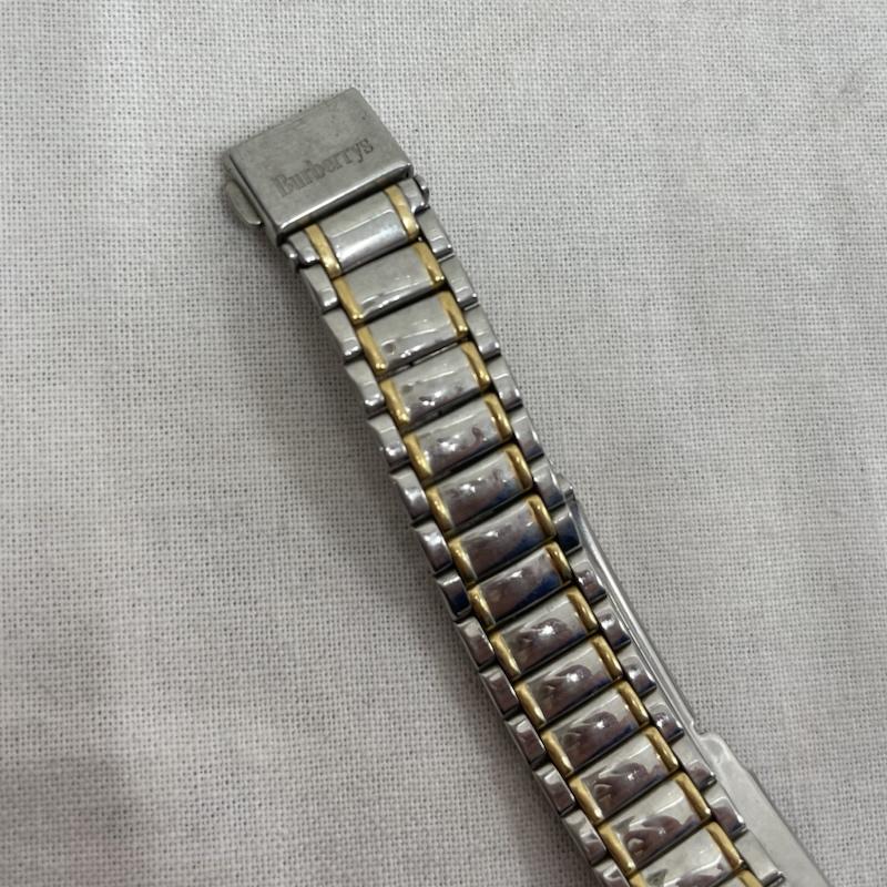 バーバリー BURBERRY 腕時計 アナログ（手巻き） 腕時計 ウォッチ クォーツ ロゴ ステンレス 6031-G03626 ローマンインデックス コンビ - 無地 銀 / シルバー / silver color X 金 / ゴールド / gold color レディース USED 古着 中古 50153361