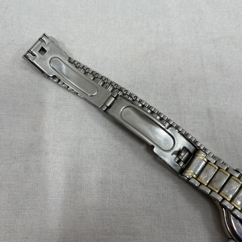 バーバリー BURBERRY 腕時計 アナログ（手巻き） 腕時計 ウォッチ クォーツ ロゴ ステンレス 6031-G03626 ローマンインデックス コンビ - 無地 銀 / シルバー / silver color X 金 / ゴールド / gold color レディース USED 古着 中古 50153361