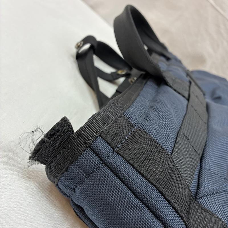 ブリーフィング BRIEFING ブリーフケース、書類かばん ブリーフケース、書類かばん BEAMS PLUS 別注 COCKPIT BAG コックピット ヘルメットバッグ PC A4収納 - メンズ USED 古着 中古 50153402