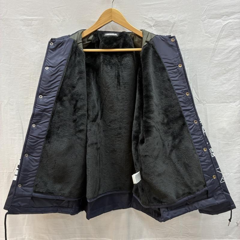 古着 USED ジャケット、上着 ジャンパー、ブルゾン TANGRAM タングラム TGM NYLON BOA COACH JACKET ナイロン ボア コーチジャケット TGA-MB19 M ロゴ、文字 X プリント 紺 / ネイビー / navy メンズ USED 古着 中古 50153458