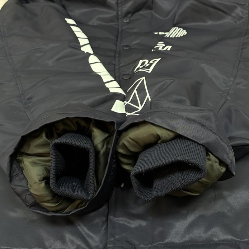 古着 USED ジャケット、上着 ジャンパー、ブルゾン TANGRAM タングラム TGM NYLON BOA COACH JACKET ナイロン ボア コーチジャケット TGA-MB19 M ロゴ、文字 X プリント 紺 / ネイビー / navy メンズ USED 古着 中古 50153458