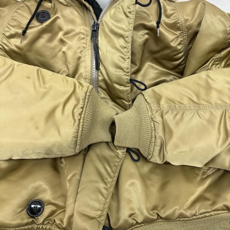 コリンズ CORINTH MFG CO ジャケット、上着 フライトジャケット 90s N-2B フード ファー フライト ジャケット M カーキ / カーキ / khaki メンズ USED 古着 中古 50153589