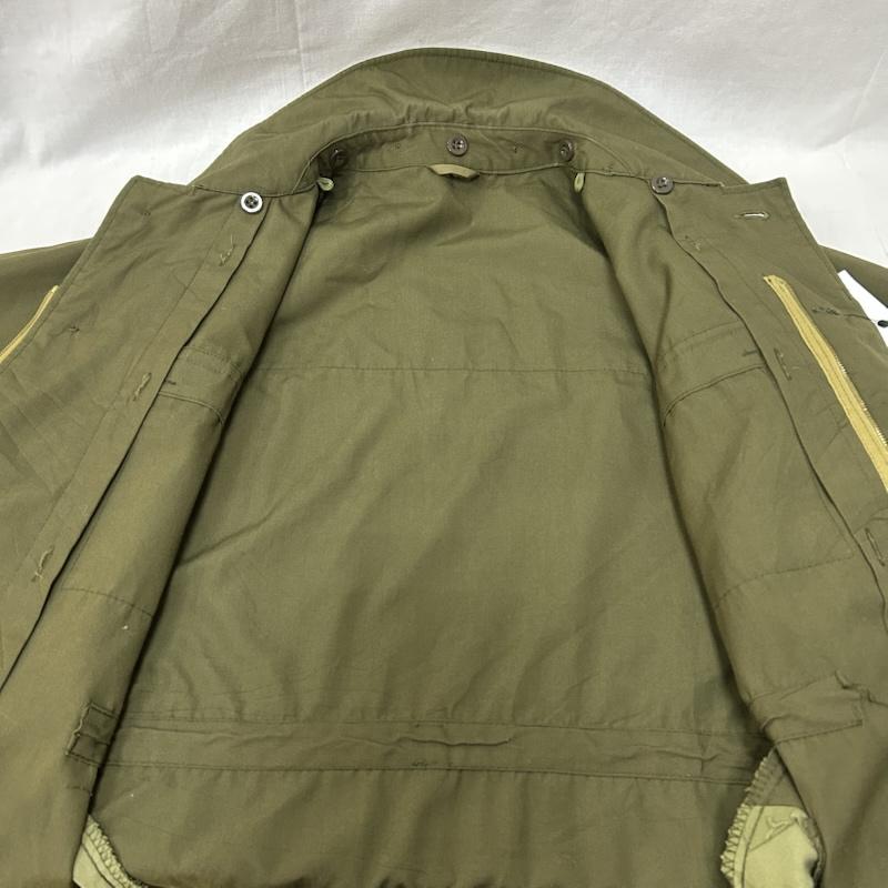 ＵＳＥＤ古着 USED/古着 コート コート一般 otavan trebon オタヴァントシェボン チェコ軍 M-85 フィールドコート ミドル丈 ベルト付き カーキ - 無地 カーキ / カーキ / khaki メンズ USED 古着 中古 50153708