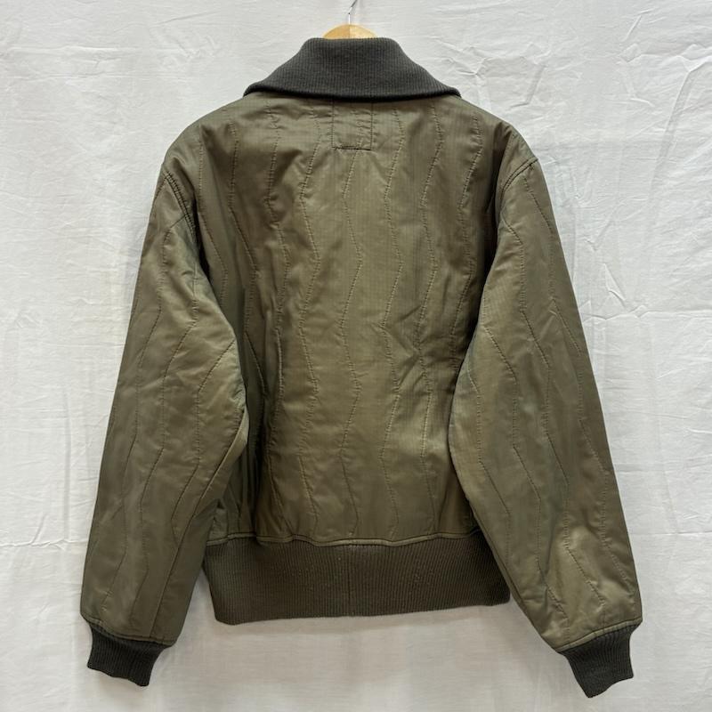 ミリタリー ミリタリー ジャケット、上着 ジャンパー、ブルゾン GERMAN MILITARY ドイツ軍 00s キルティング ジップアップ ジャケット 8415-12-237-1609 52 カーキオリーブ / カーキオリーブ / X オリーブグリーン / オリーブグリーン / メンズ USED 古着 中古 50153744