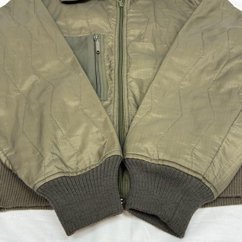 ミリタリー ミリタリー ジャケット、上着 ジャンパー、ブルゾン GERMAN MILITARY ドイツ軍 00s キルティング ジップアップ ジャケット 8415-12-237-1609 52 カーキオリーブ / カーキオリーブ / X オリーブグリーン / オリーブグリーン / メンズ USED 古着 中古 50153744