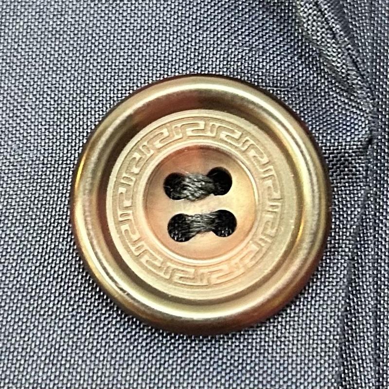 ジャンニヴェルサーチ GIANNI VERSACE スーツ スーツ ノッチドラペル ノーベント 3つボタン セットアップ ウールスーツ ネイビー グレカ柄 メデューサ - 無地 紺 / ネイビー / navy メンズ USED 古着 中古 50153764