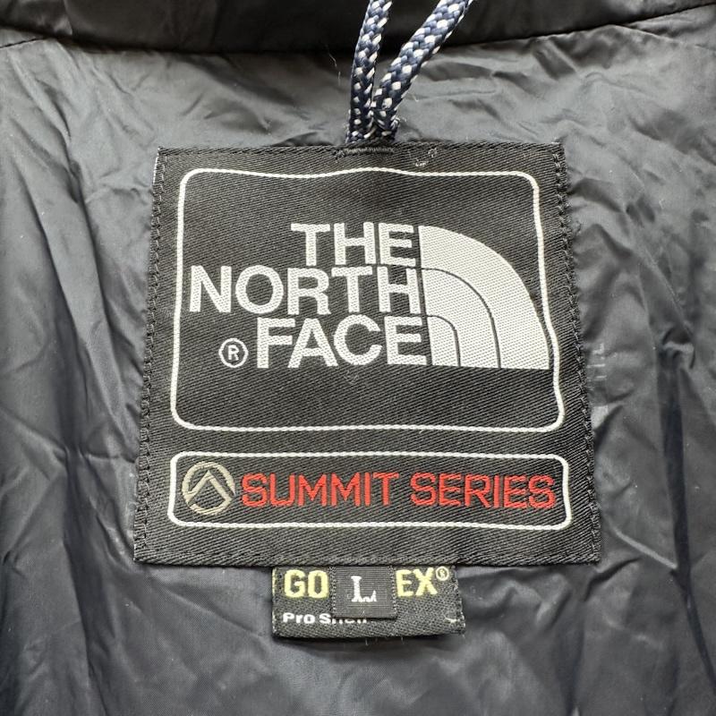 ザノースフェイス THE NORTH FACE ジャケット、上着 ジャンパー、ブルゾン Summit Series マウンテン ナイロン ジャケット NP15001 L 黒 / ブラック / black X 紺 / ネイビー / navy メンズ USED 古着 中古 50153962