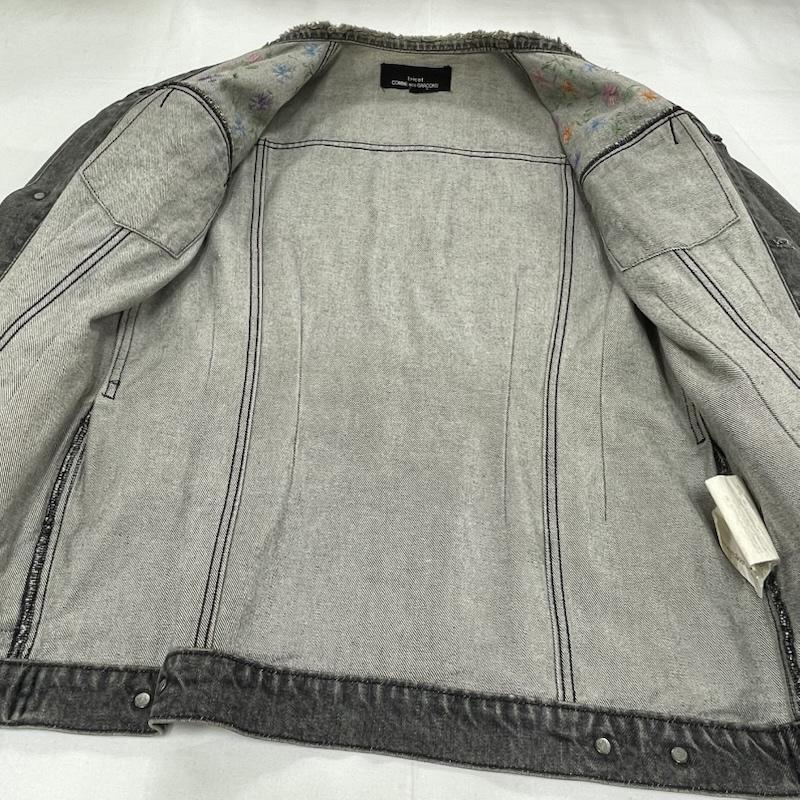 コムデギャルソン COMME des GARCONS ジャケット、上着 ジャケット、ブレザー tricot トリコ ブラック デニム ジャケット ビーズ 刺繍 フラワー 花柄 ノーカラー グランジ M 無地 X 刺繍 黒 / ブラック / black レディース USED 古着 中古 50153980
