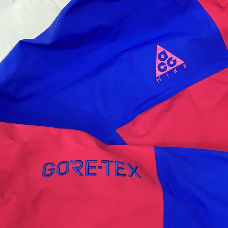 ナイキ エィシージー NIKE ACG ジャケット、上着 ジャンパー、ブルゾン GORE-TEX JACKET RACER PINK ゴアテックス ジャケット マウンテンパーカー ラッシュピンク BQ3445-666 M ロゴ、文字 青 / ブルー / blue X 桃 / ピンク / pink メンズ USED 古着 中古 50154261