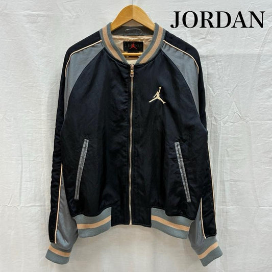 ナイキ NIKE ジャケット、上着 ジャンパー、ブルゾン JORDAN BRAND エアジョーダン ナイロン スーベニア ジャケット スカジャン CD5772-010 M ロゴ、文字 X 刺繍 メンズ USED 古着 中古 50154274