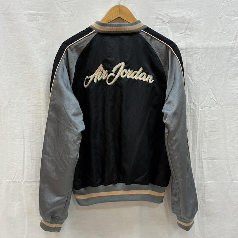 ナイキ NIKE ジャケット、上着 ジャンパー、ブルゾン JORDAN BRAND エアジョーダン ナイロン スーベニア ジャケット スカジャン CD5772-010 M ロゴ、文字 X 刺繍 メンズ USED 古着 中古 50154274
