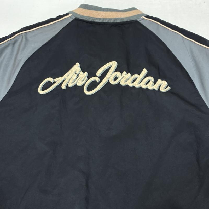 ナイキ NIKE ジャケット、上着 ジャンパー、ブルゾン JORDAN BRAND エアジョーダン ナイロン スーベニア ジャケット スカジャン CD5772-010 M ロゴ、文字 X 刺繍 メンズ USED 古着 中古 50154274
