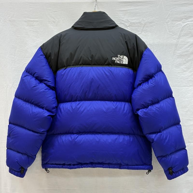ザノースフェイス THE NORTH FACE ジャケット、上着 ダウンジャケット 1996 RETRO NUPTSE JACKET ヌプシ ダウンジャケット US規格 NF0A3C8D M ロゴ、文字 X 刺繍 青 / ブルー / blue X 黒 / ブラック / black メンズ USED 古着 中古 50154308