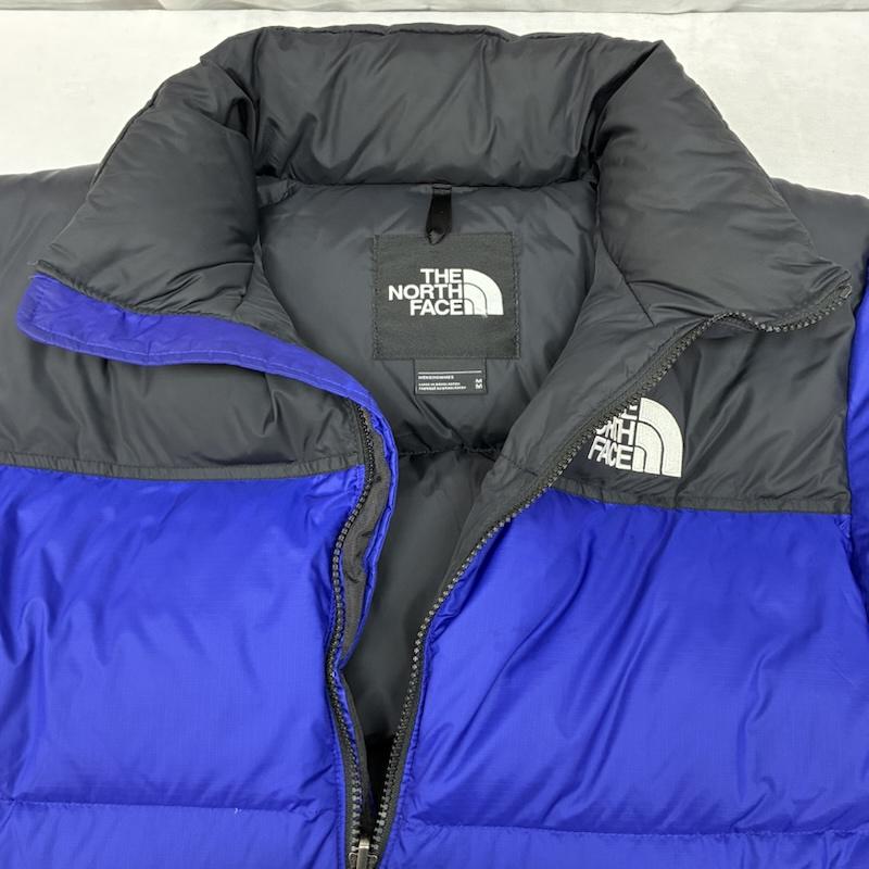 ザノースフェイス THE NORTH FACE ジャケット、上着 ダウンジャケット 1996 RETRO NUPTSE JACKET ヌプシ ダウンジャケット US規格 NF0A3C8D M ロゴ、文字 X 刺繍 青 / ブルー / blue X 黒 / ブラック / black メンズ USED 古着 中古 50154308
