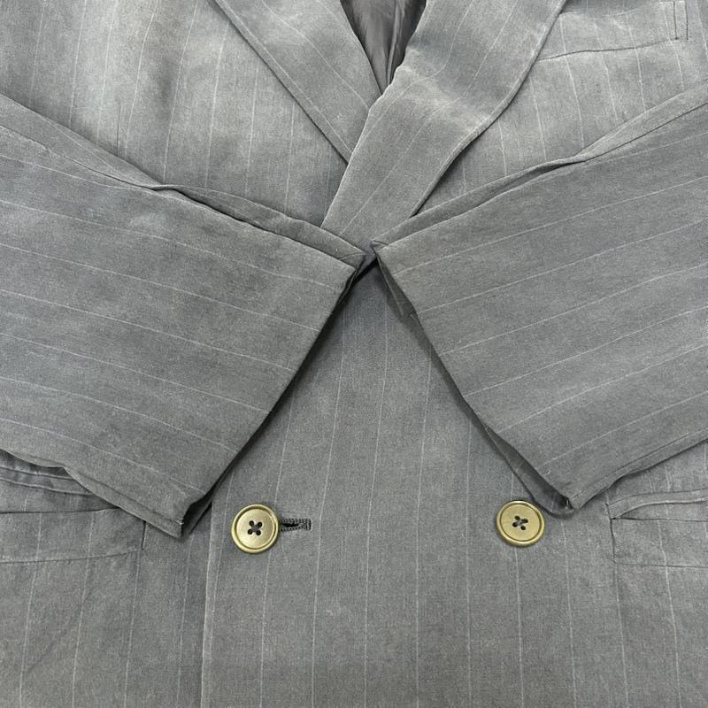 ジャンニヴェルサーチ GIANNI VERSACE ジャケット、上着 ジャケット、ブレザー COUTURE ピンストライプ ピークドラペル ダブル ジャケット made in italy - ストライプ 紺 / ネイビー / navy メンズ USED 古着 中古 50154560