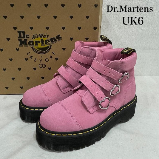 ドクターマーチン Dr.Martens ブーツ ショートブーツ LAZY OAF コラボ ハート バックル トリプル ストラップ スウェード UK6 ショート ブーツ UK：6 ボーダー柄 桃 / ピンク / pink X 黒 / ブラック / black レディース USED 古着 中古 50154850