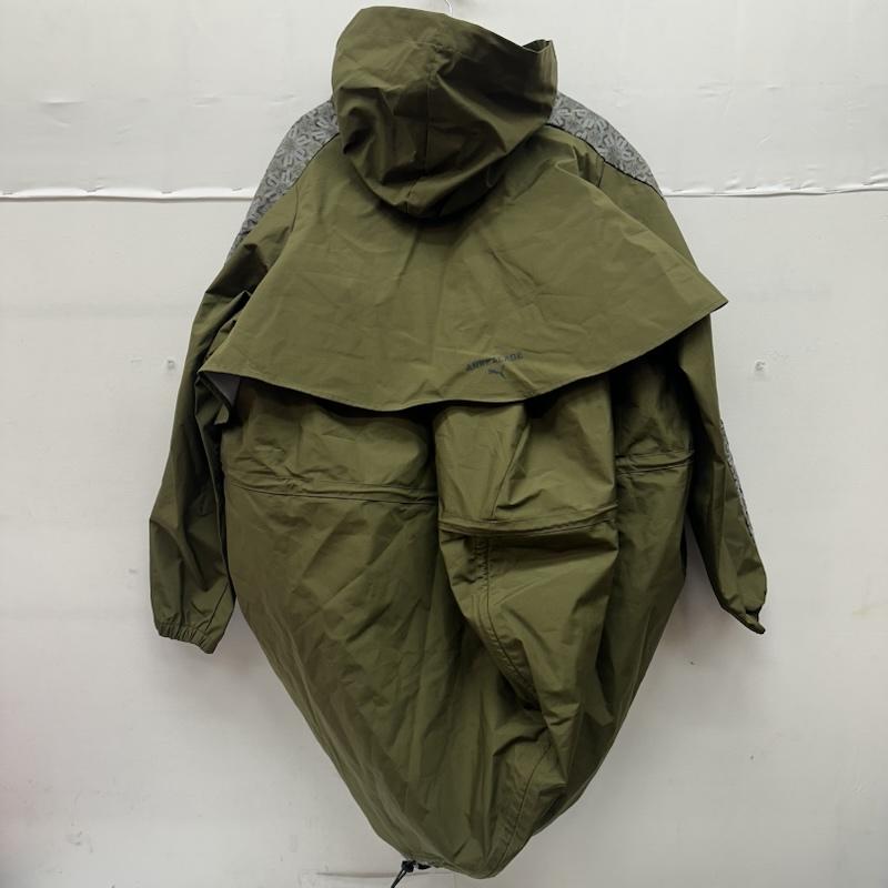 アンリアレイジ ANREALAGE ジャケット、上着 ジャンパー、ブルゾン PUMA 2IN1 LONG COAT ナイロン 変形 コート M カーキオリーブ / カーキオリーブ / メンズ USED 古着 中古 50154926