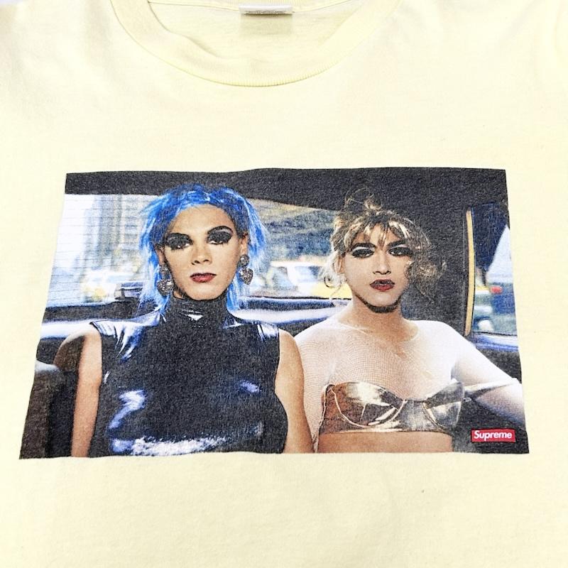シュプリーム Supreme Tシャツ 半袖 18SS nan goldin misty and jimmy paulette in a taxi nyc tee yellow L L プリント 黄 / イエロー / yellow メンズ USED 古着 中古 50154929
