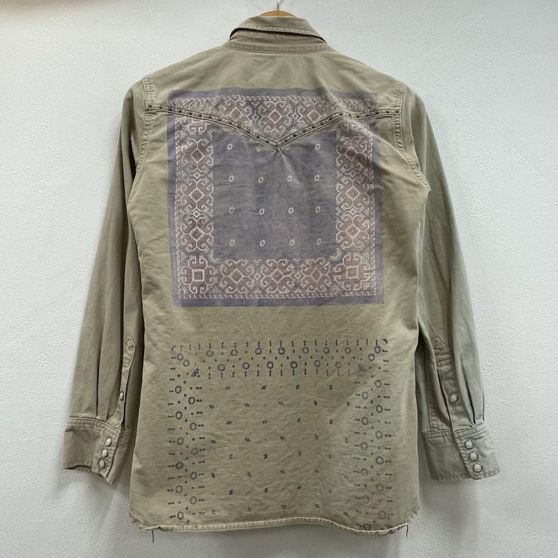レミ レリーフ REMI RELIEF シャツ、ブラウス 長袖 ミリタリー シャツ スタッズ ウエスタン 長袖 ペイズリー バンダナ S プリント ベージュ / ベージュ / beige レディース USED 古着 中古 50154945