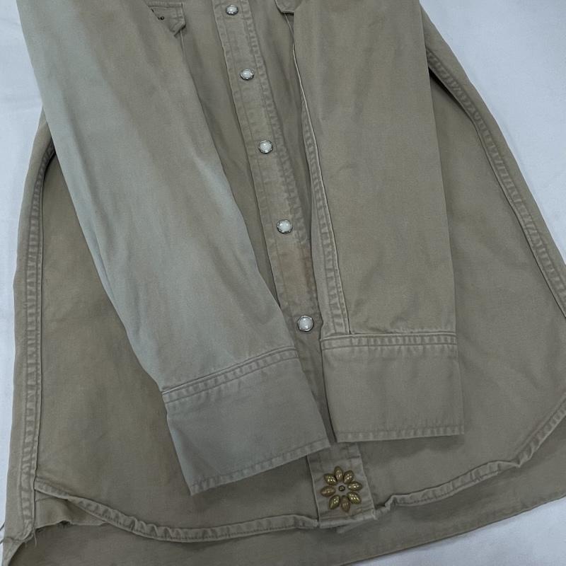 レミ レリーフ REMI RELIEF シャツ、ブラウス 長袖 ミリタリー シャツ スタッズ ウエスタン 長袖 ペイズリー バンダナ S プリント ベージュ / ベージュ / beige レディース USED 古着 中古 50154945